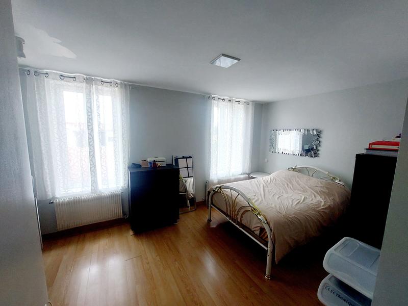 Maison - 110 m² - 4 pièces