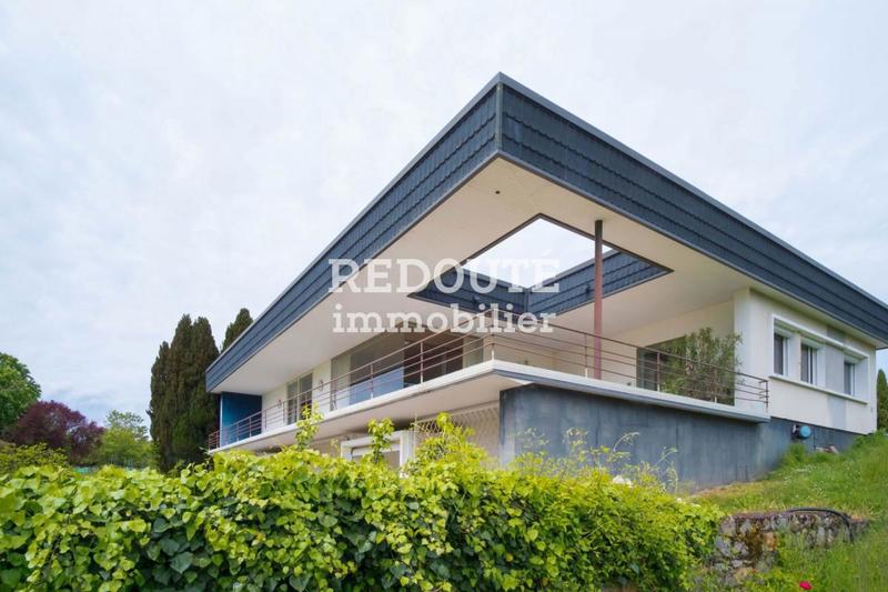 Maison d'architecte - 413 m² - 7 pièces