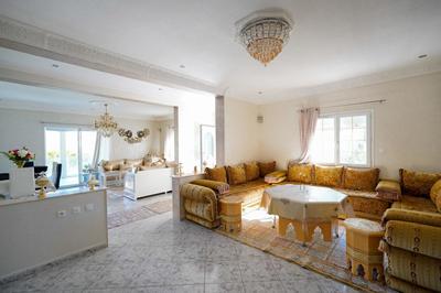 Maison - 167 m² - 5 pièces