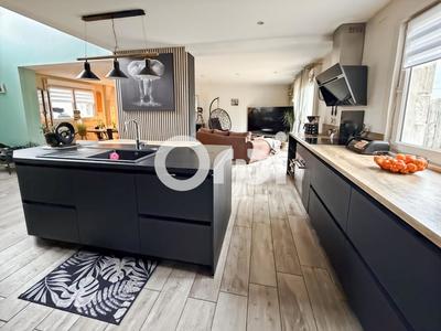 Maison - 130 m² - 5 pièces