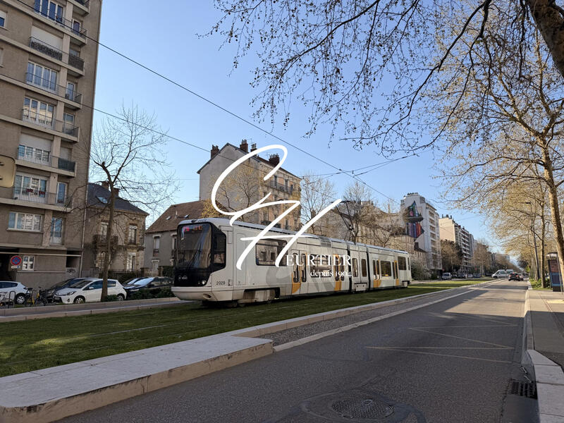 Appartement - 59 m² - 2 pièces