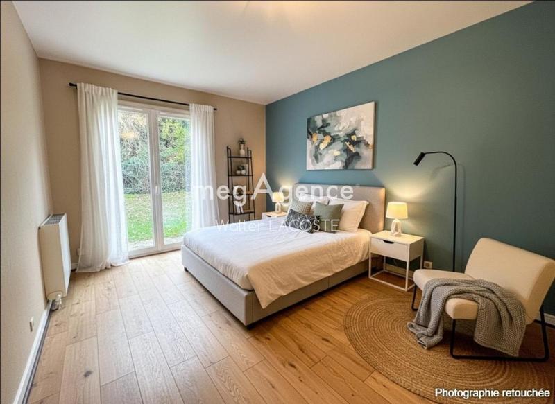 Maison traditionnelle - 149 m² - 6 pièces