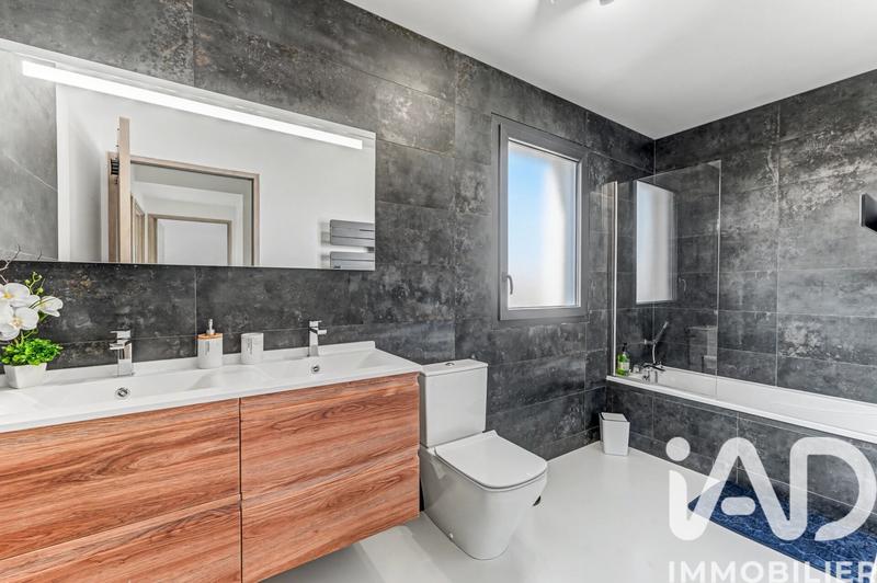 Maison - 132 m² - 5 pièces