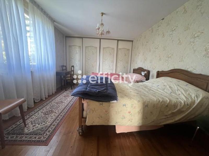 Maison - 165 m² - 6 pièces