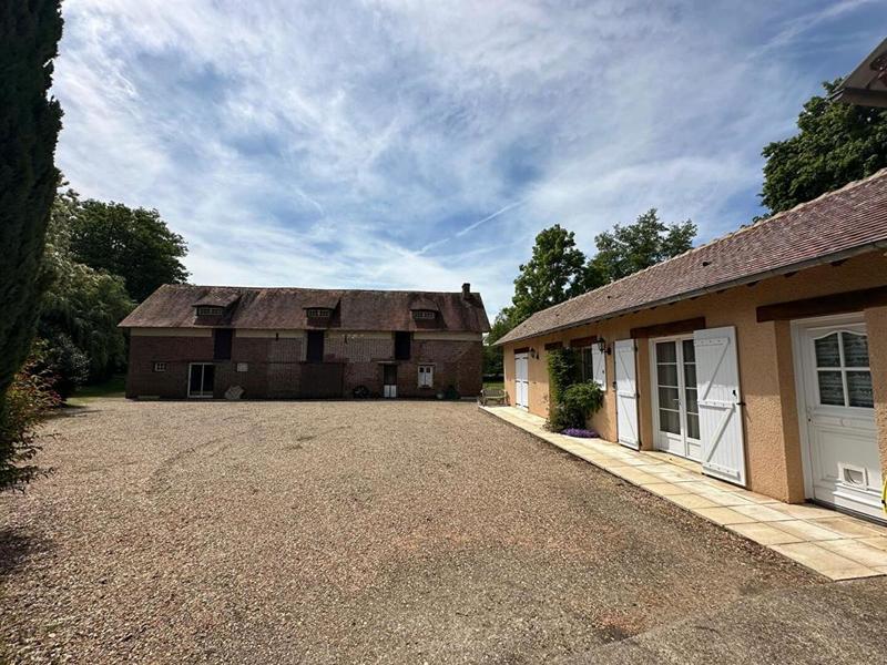 Moulin - 490 m² - 15 pièces