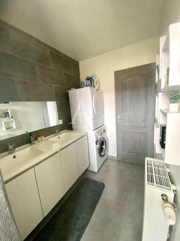 Maison - 111 m² - 4 pièces