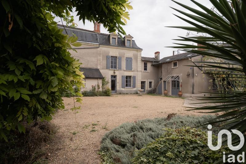 Maison - 245 m² - 9 pièces