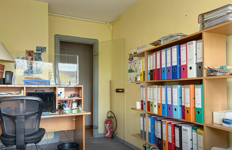 Appartement - 98 m² - 6 pièces