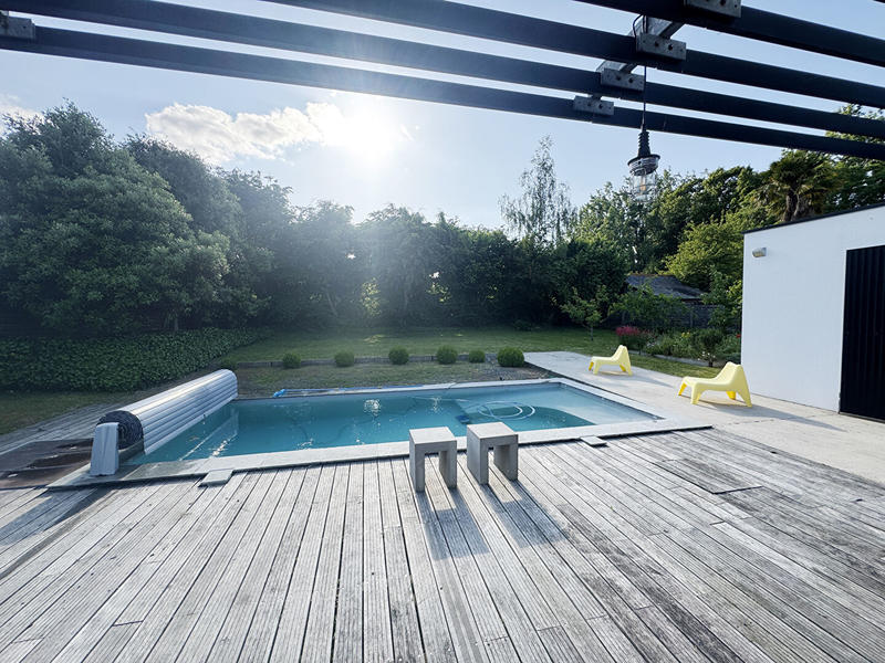 Maison - 215 m² - 7 pièces