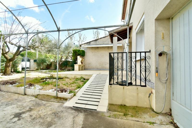 Maison de village - 111 m² - 6 pièces