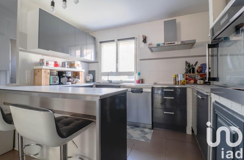 Maison - 94 m² - 4 pièces