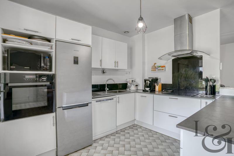 Maison - 91 m² - 4 pièces