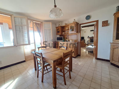 Maison de village - 170 m² - 8 pièces
