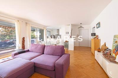 Appartement - 83 m² - 3 pièces