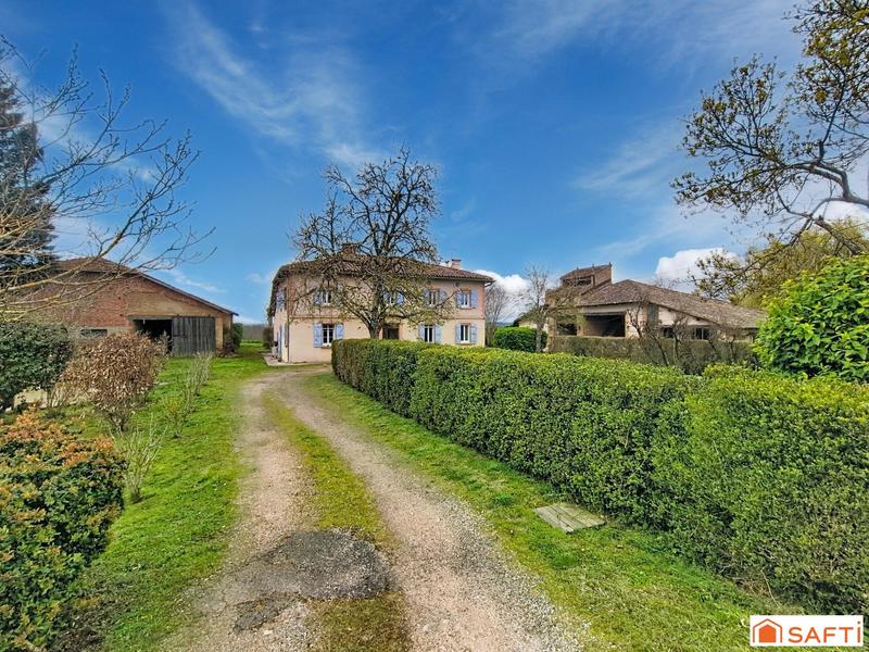 Ferme - 330 m² - 14 pièces