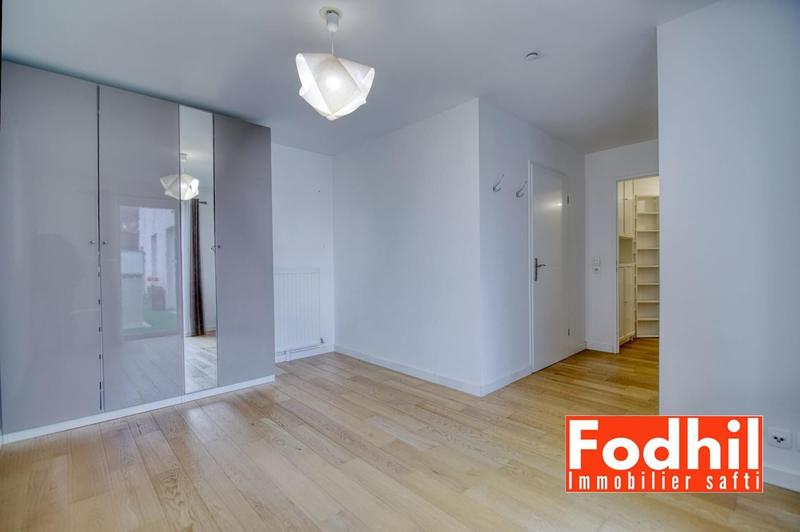 Appartement - 96 m² - 5 pièces