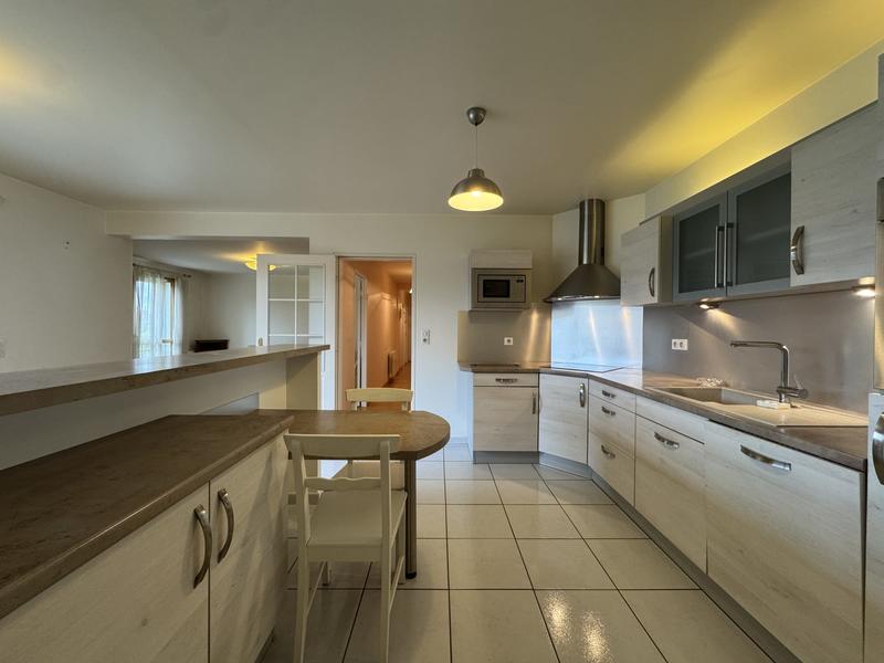 Appartement - 105 m² - 3 pièces