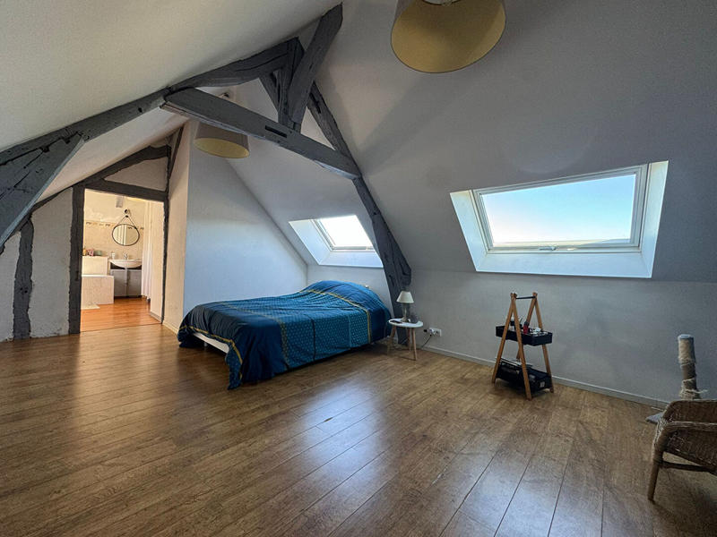 Maison - 147 m² - 6 pièces