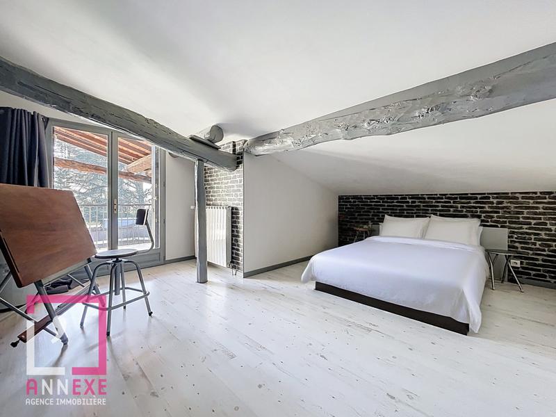 Maison ancienne - 240 m² - 6 pièces