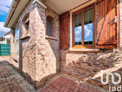 Maison - 80 m² - 5 pièces