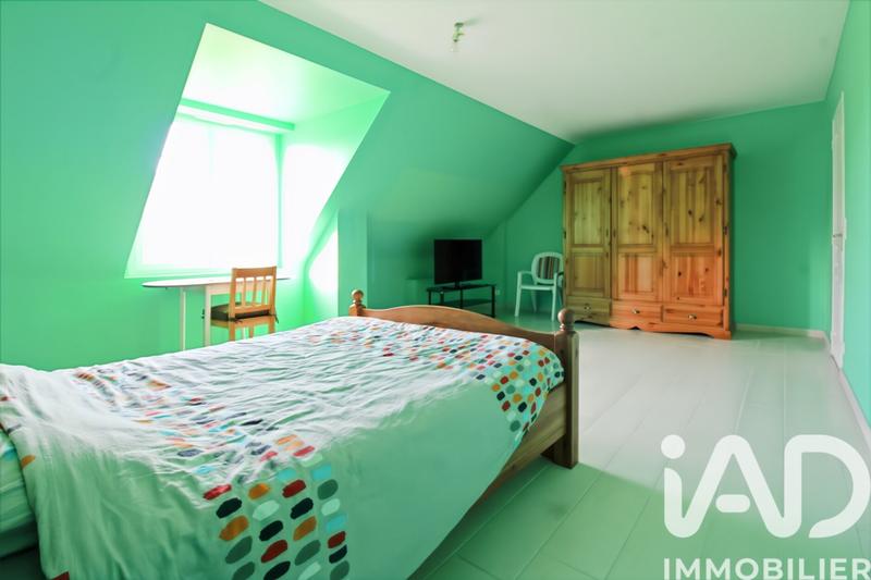 Maison - 235 m² - 7 pièces