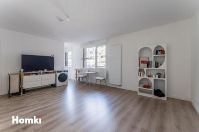 Studio - 33 m² - 1 pièce