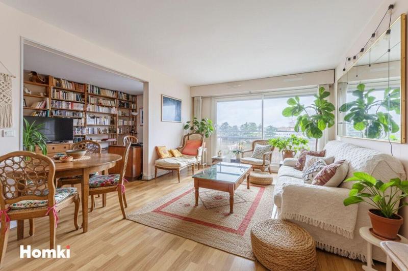 Appartement - 100 m² - 5 pièces