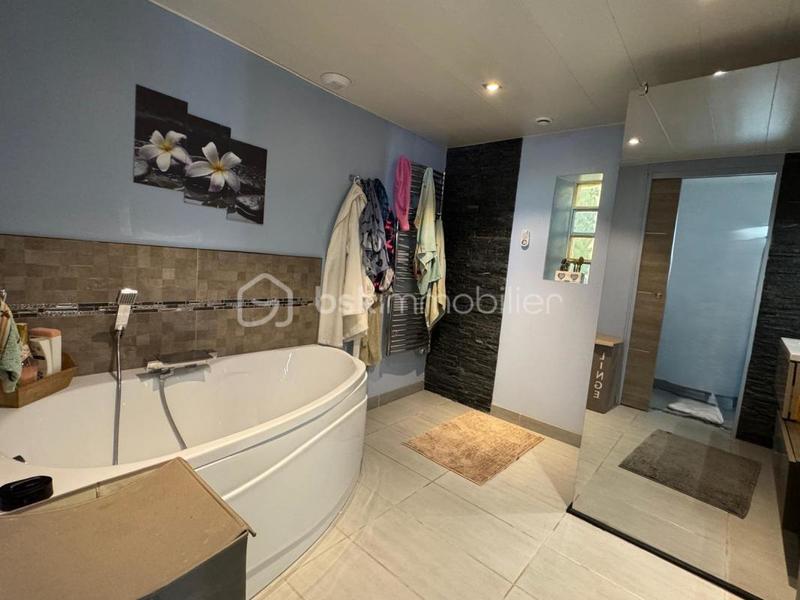 Longère - 144 m² - 6 pièces