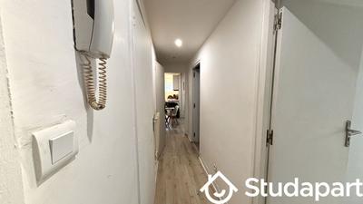 Chambre - 64 m² - 1 pièce