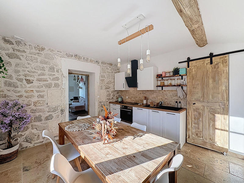 Maison - 93 m² - 4 pièces