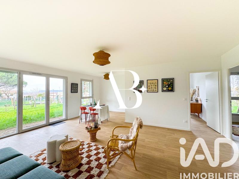 Appartement - 82 m² - 4 pièces