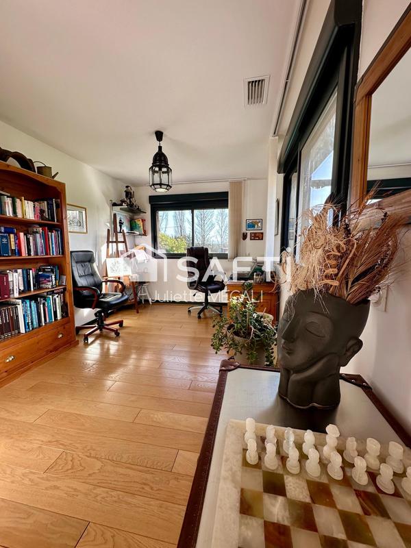 Maison - 140 m² - 4 pièces