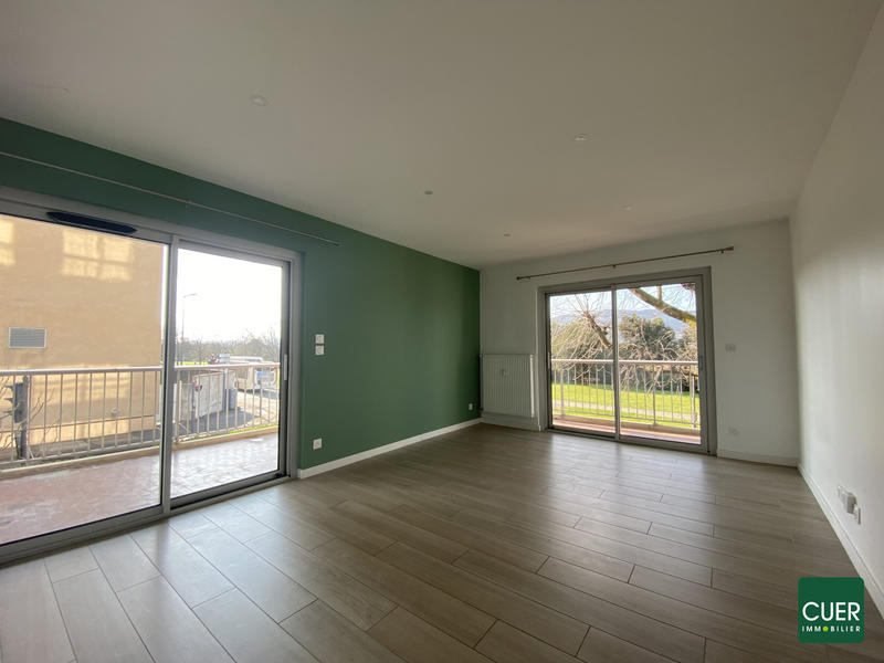 Appartement - 77 m² - 3 pièces