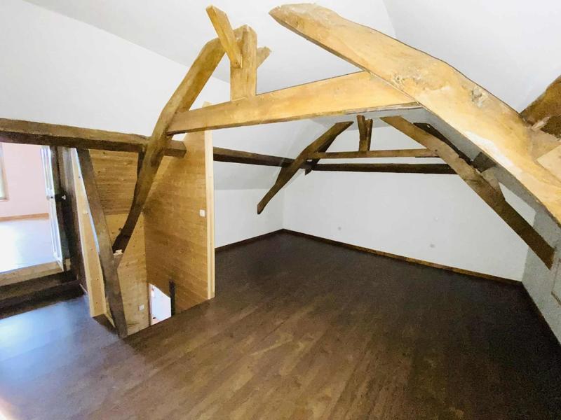 Maison - 244 m² - 12 pièces