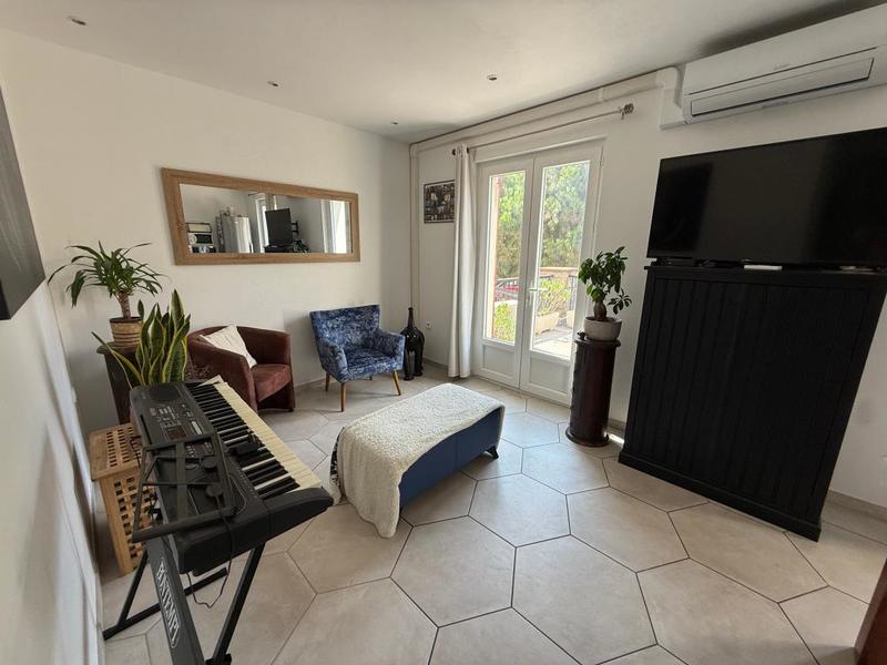 Appartement - 65 m² - 4 pièces