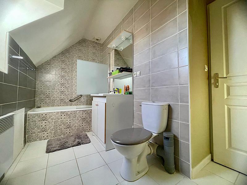 Maison - 104 m² - 5 pièces