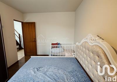 Maison - 143 m² - 9 pièces