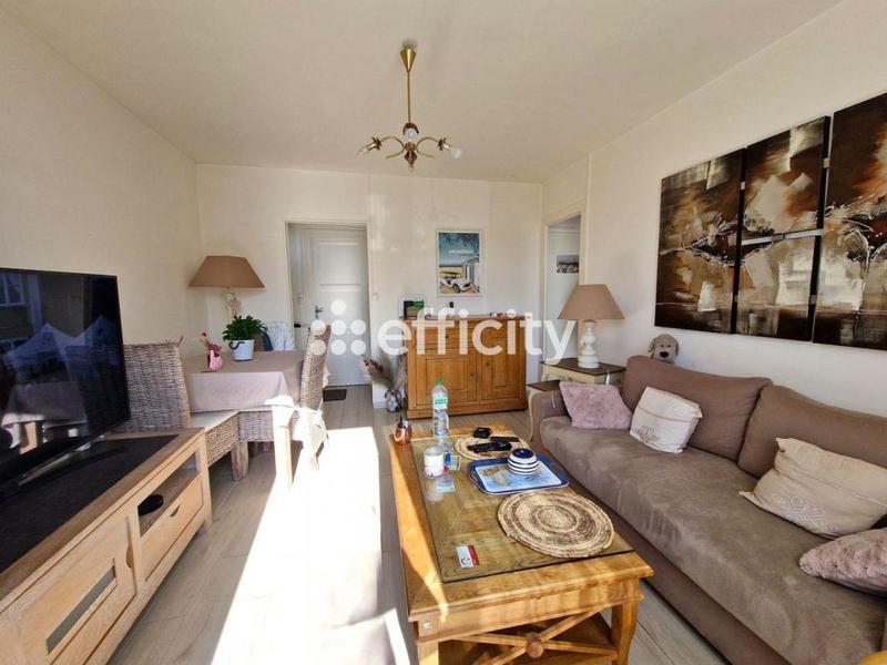 Maison - 170 m² - 9 pièces