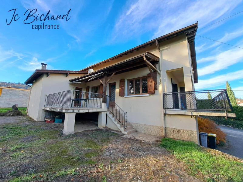 Maison - 254 m² - 6 pièces