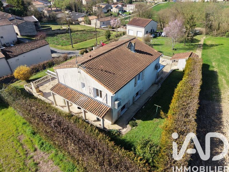 Maison - 151 m² - 6 pièces