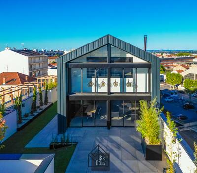 Appartement - 121 m² - 4 pièces