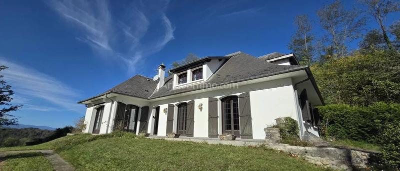 Maison - 146 m² - 6 pièces