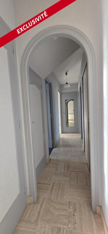 Maison traditionnelle - 127 m² - 7 pièces