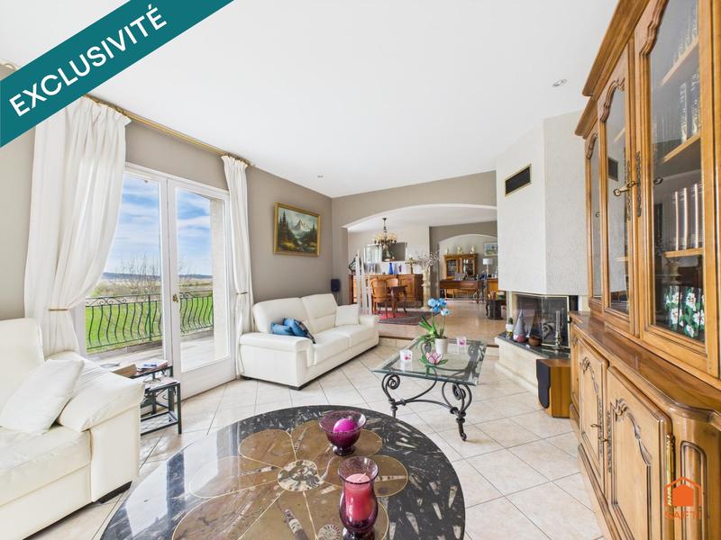 Maison - 161 m² - 5 pièces