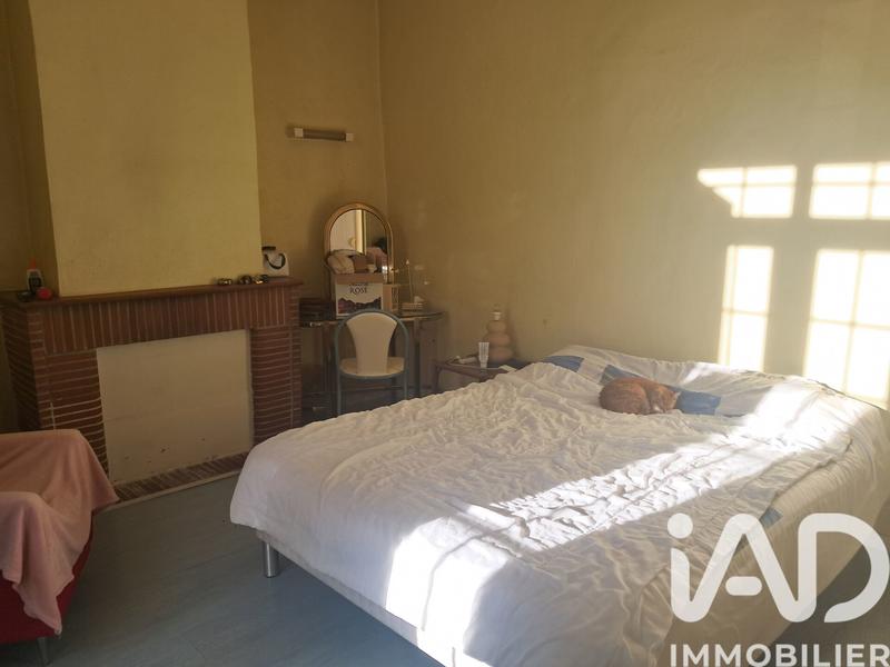 Maison - 270 m² - 9 pièces