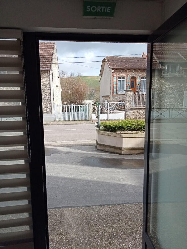 Local d'activité / Entrepôt - 38 m²