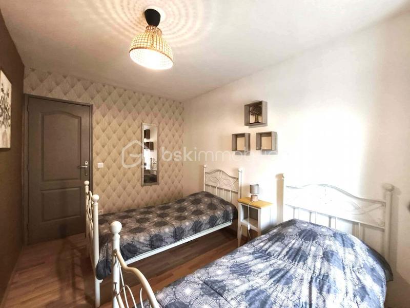 Maison en pierre - 189 m² - 7 pièces