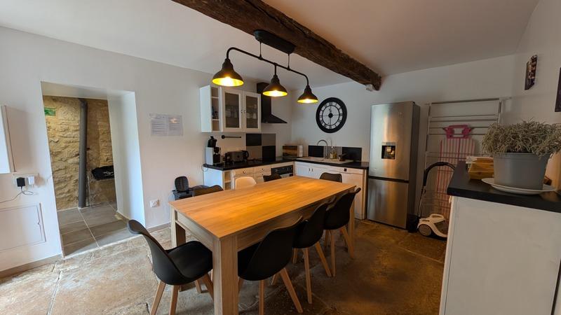 Maison - 95 m² - 5 pièces