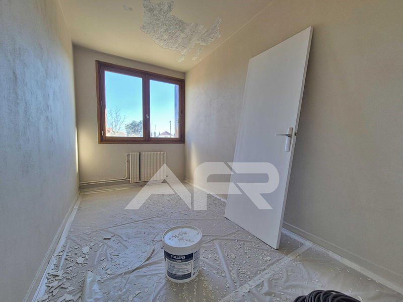 Appartement - 80 m² - 4 pièces