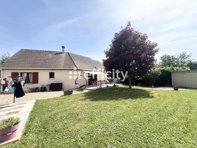 Maison - 110 m² - 5 pièces